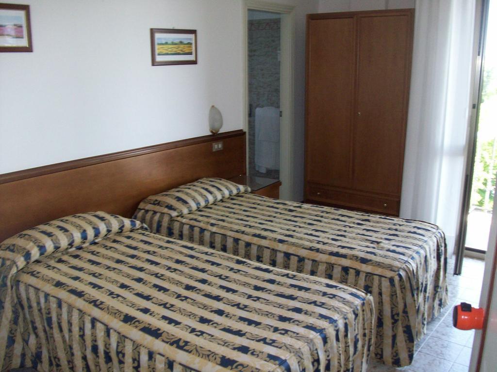 Hotel Santorotto Di Fabio Terrosi Синалунга Номер фото